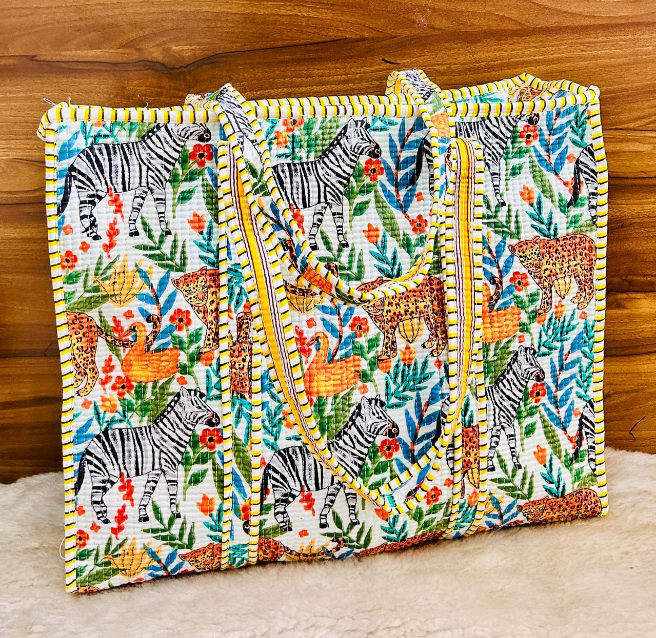 Quilted Tote Bag With Zip Closure